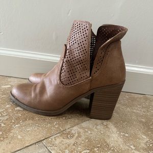 Size 7 Express Boots